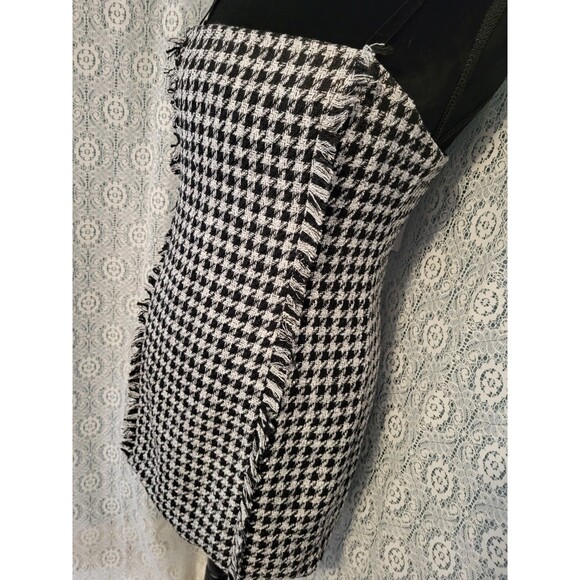 Forever 21 Dresses & Skirts - NWT Forever 21 Tweed Houndstooth Mini Dress with Fringe Detail